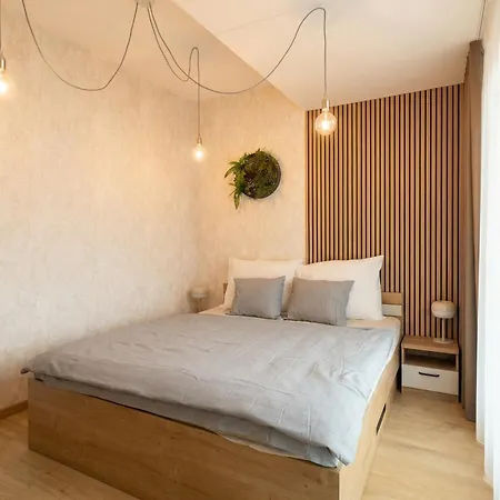 Stylish 1Br Apt With Living Room City Comfort *