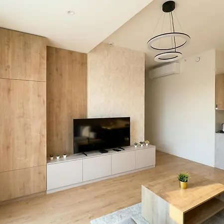Stylish 1Br Apt With Living Room City Comfort Apartmán Bratislava