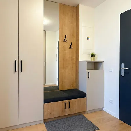 Apartmán Stylish 1Br Apt With Living Room City Comfort