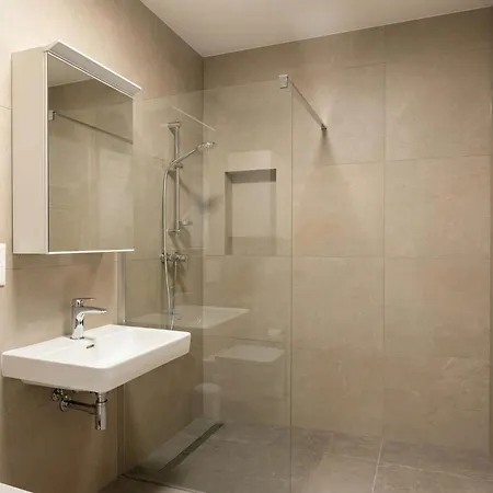 Stylish 1br With Living Comfort Bratislava